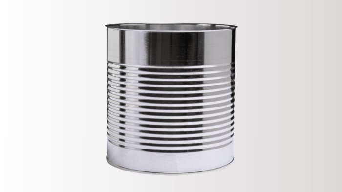 How can you compare the price differences between natural and lab-grown diamond engagement rings?