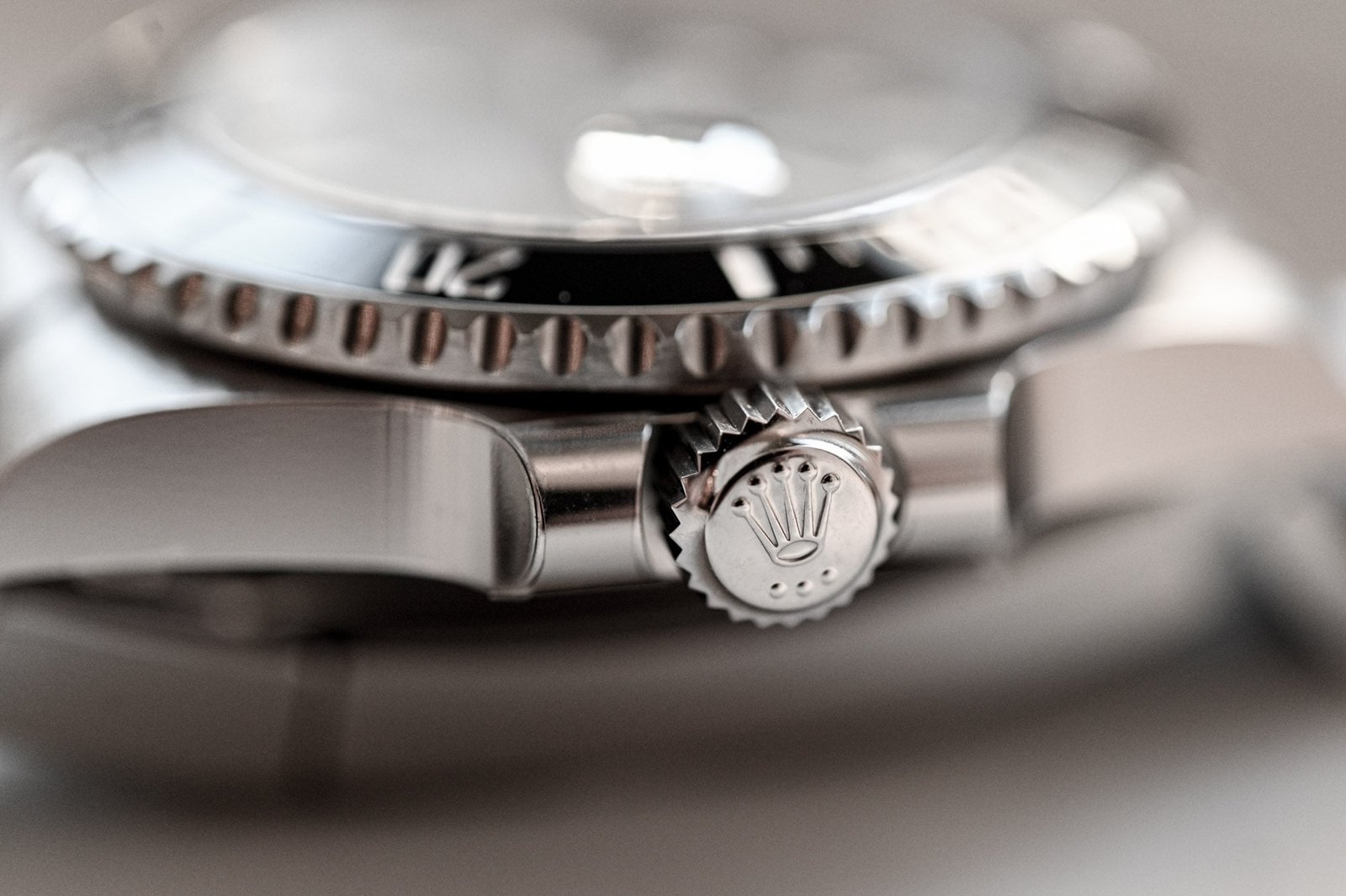 All About Watch Crowns, the Small but Crucial Interaction with your Watch