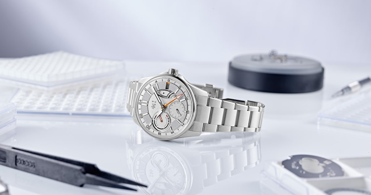 IntroducingThe Christopher Ward 'C63 True GMT' Adds A Local Jumping Hour Hand GMT To The Lineup